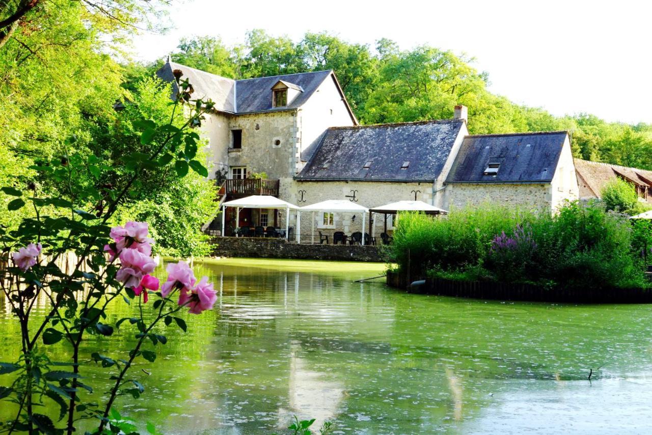 Le Moulin De La Planche Bed and Breakfast Cerelles Eksteriør billede