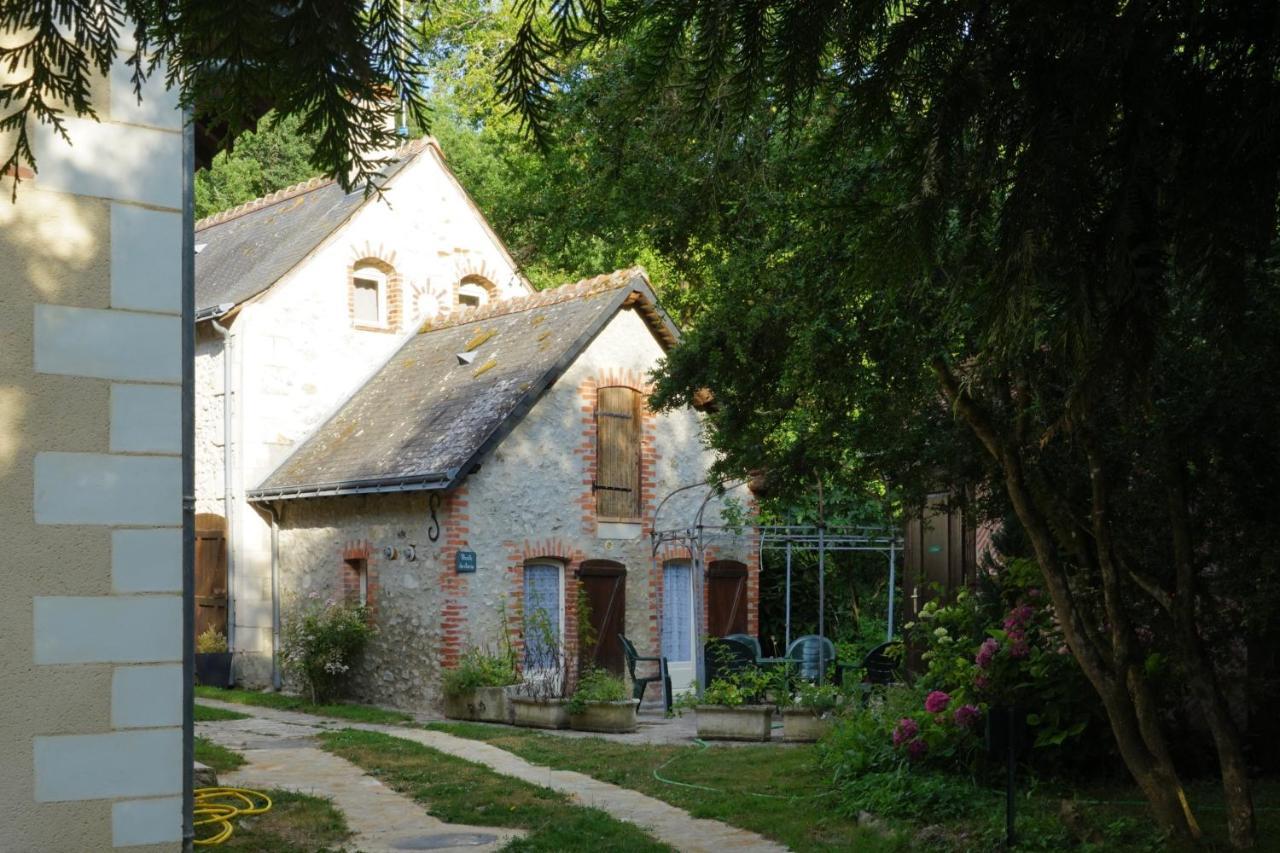 Le Moulin De La Planche Bed and Breakfast Cerelles Eksteriør billede